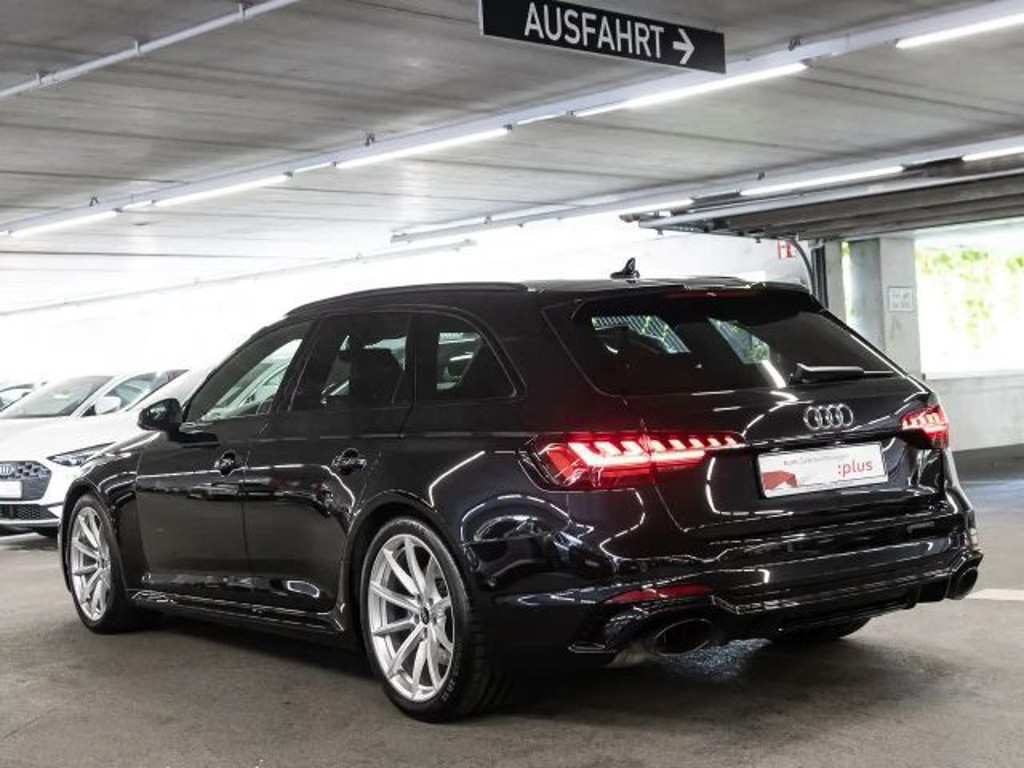 Audi RS4