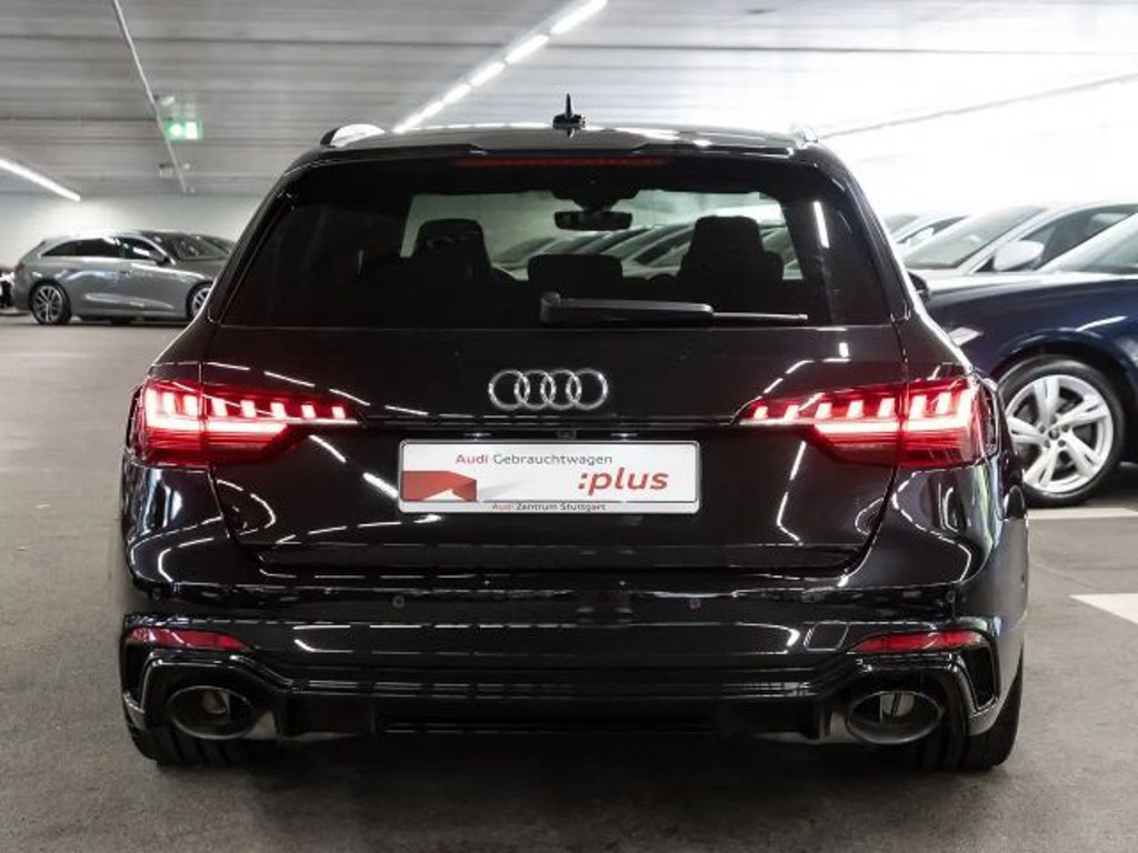 Audi RS4