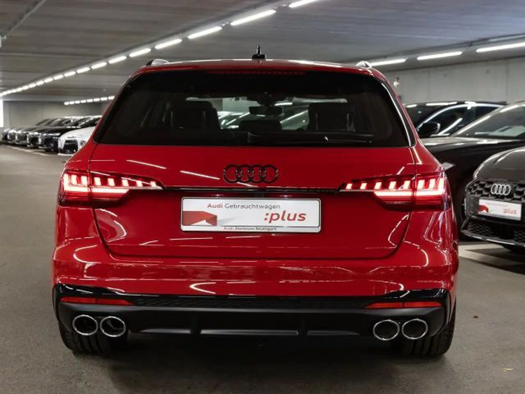 Audi S4