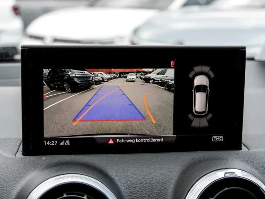 Audi SQ2