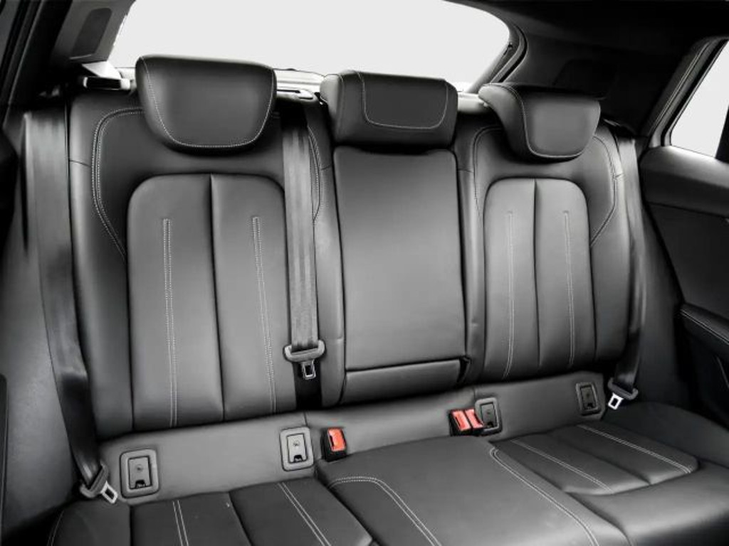 Audi SQ2