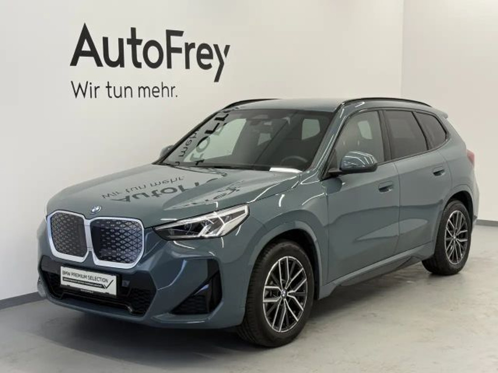 BMW iX1 xDrive30