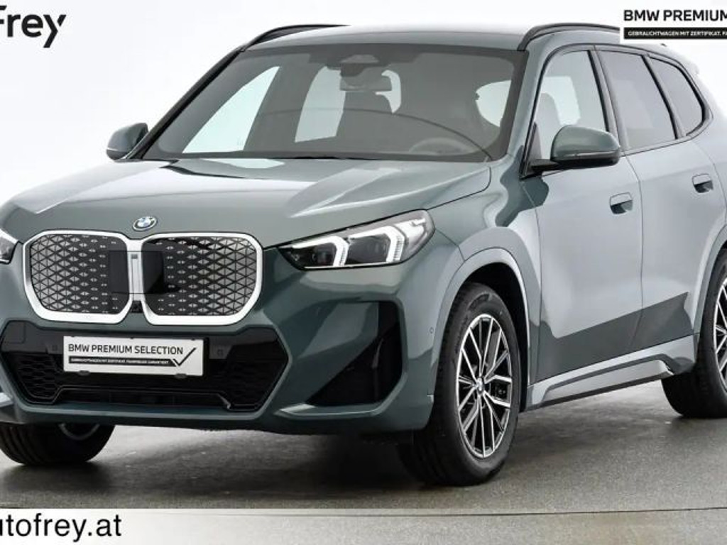 BMW iX1 xDrive30