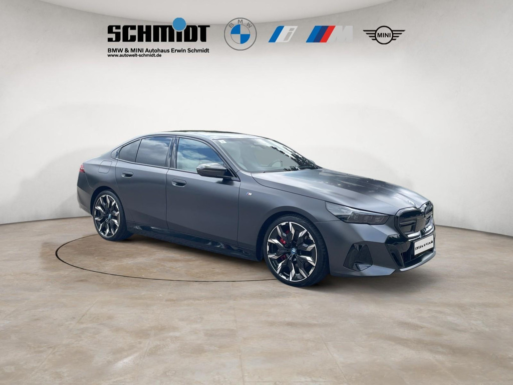 BMW i5 Sedan M60
