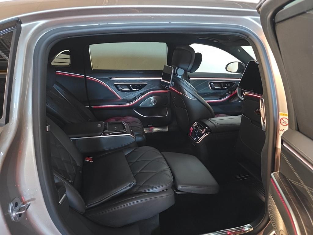Mercedes-Benz S-Klasse