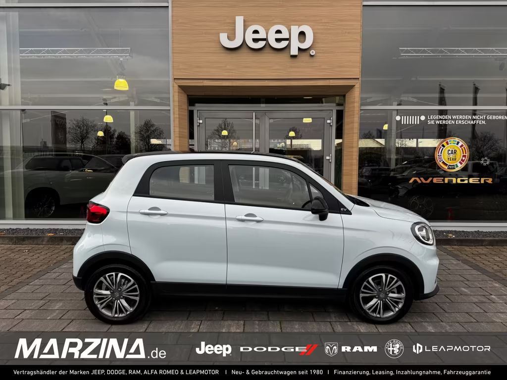 Leapmotor T03 95 PS BEV Panorama Navi ACC Klimaautom Fahre