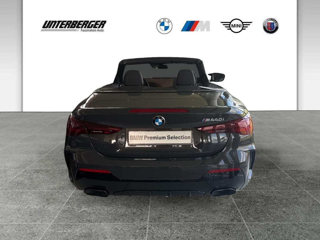 BMW M440