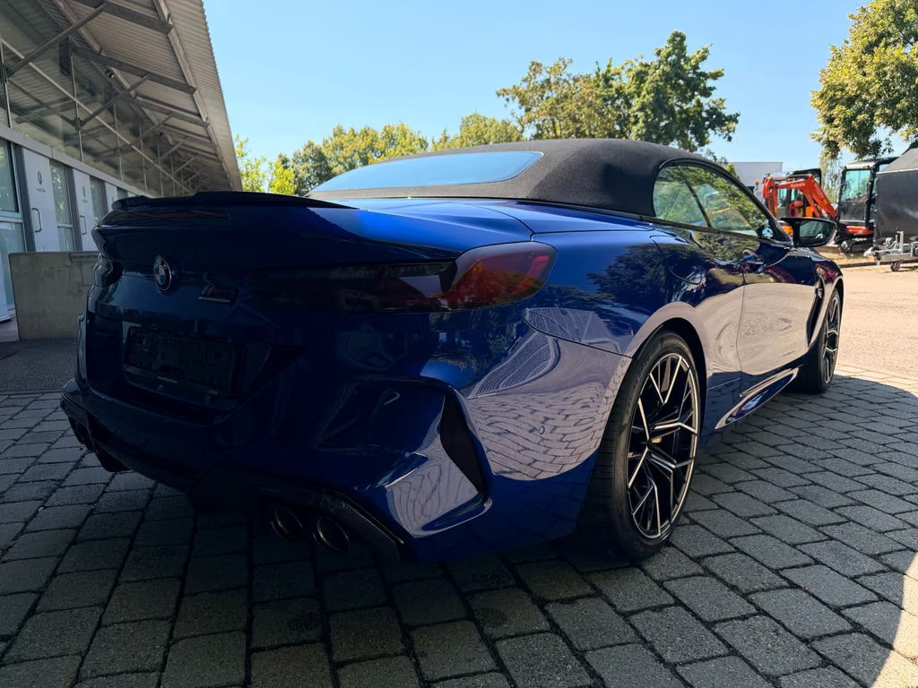 BMW M8