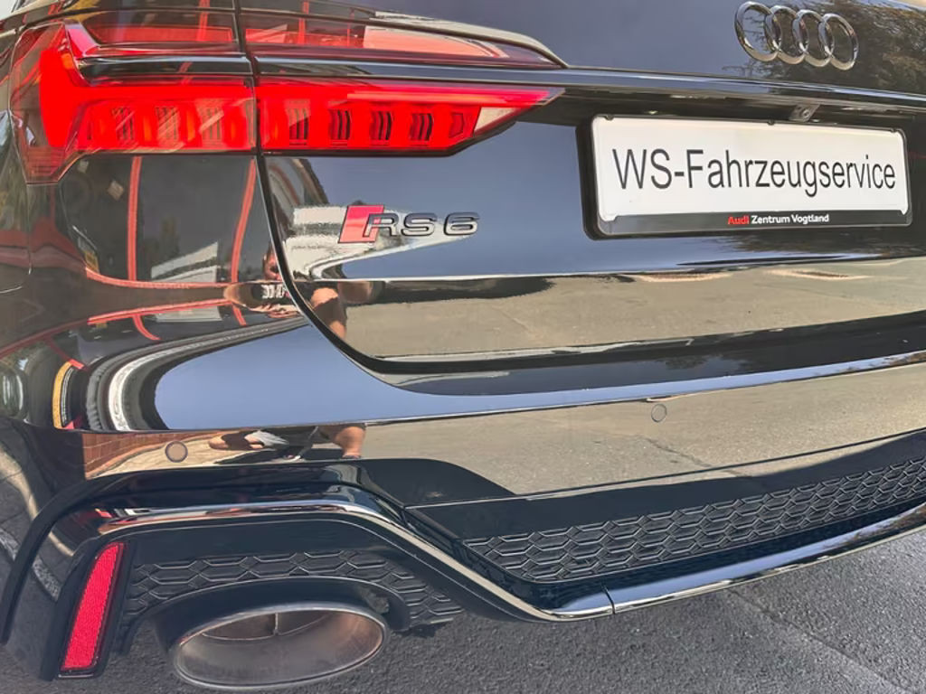 Audi RS6