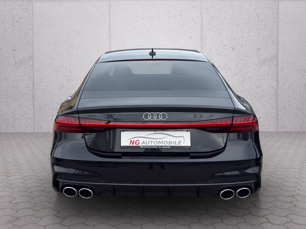 Audi S7