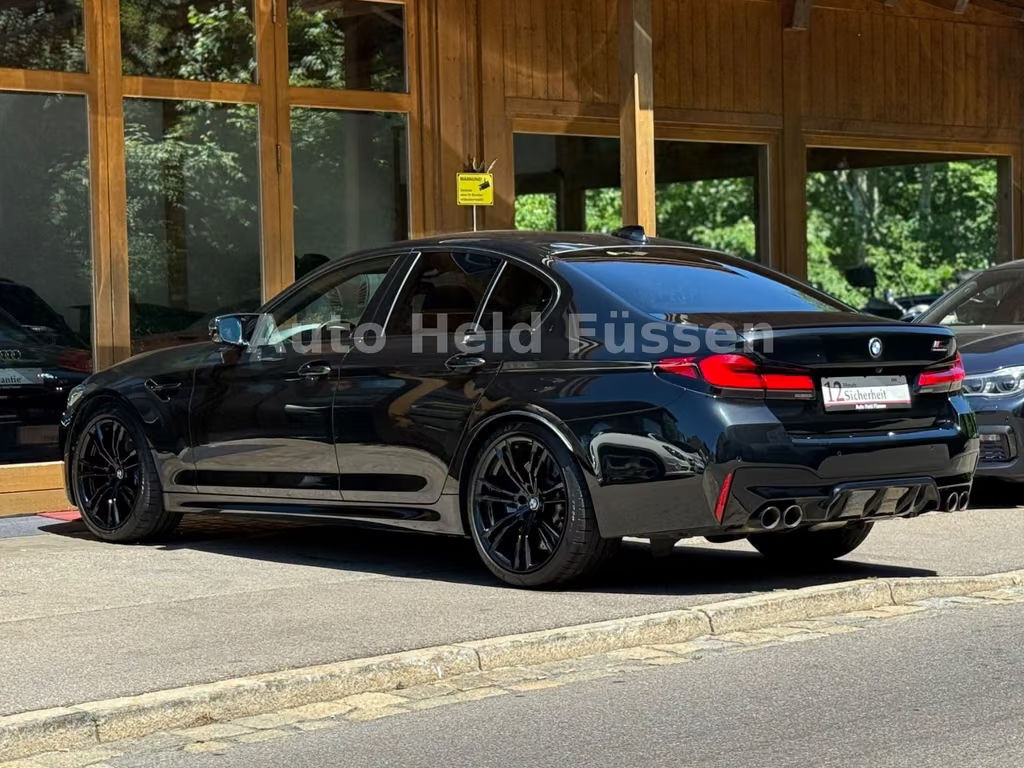 BMW M5