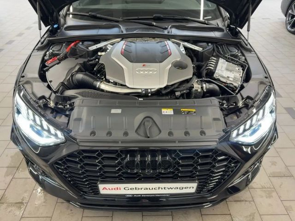 Audi RS4