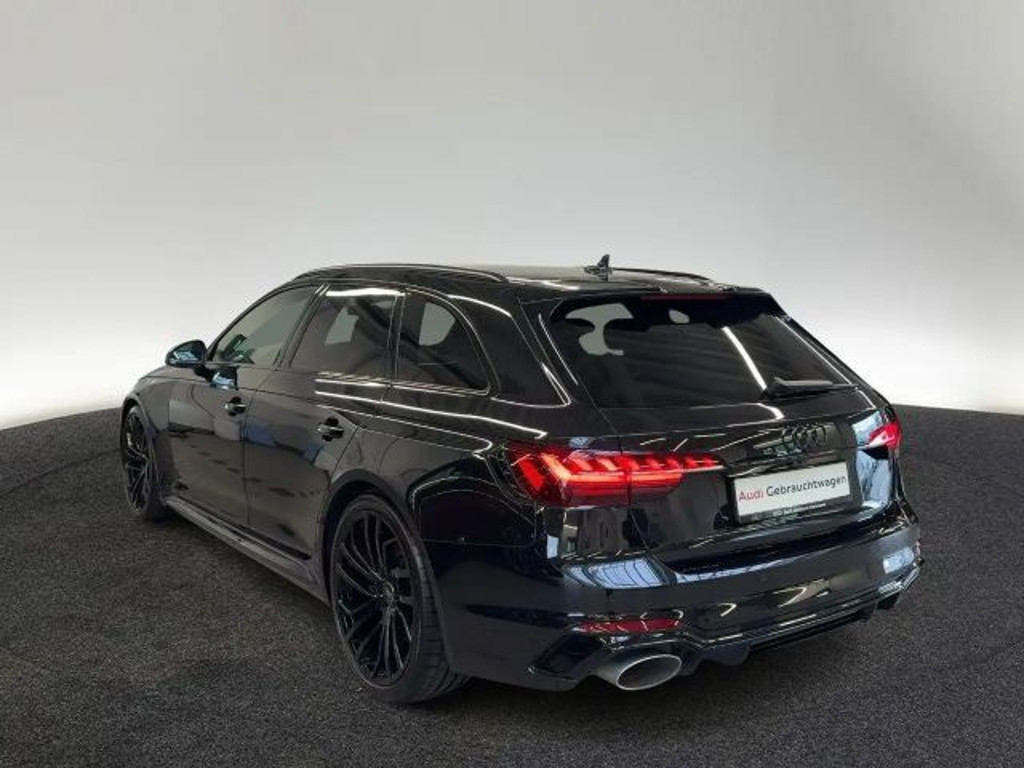Audi RS4