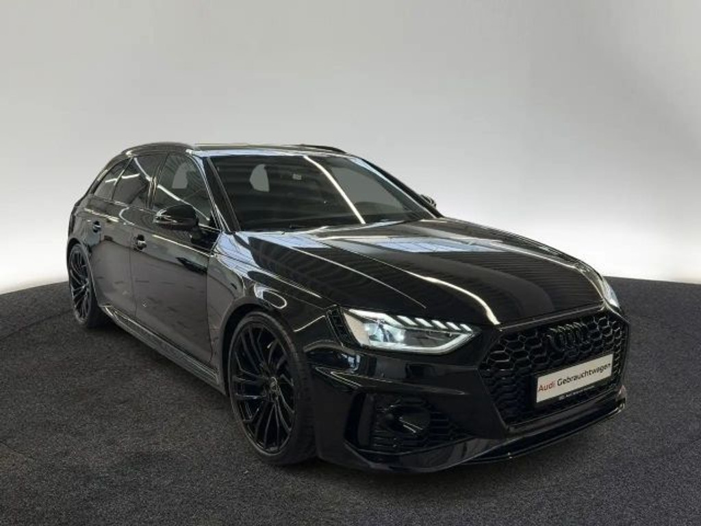 Audi RS4
