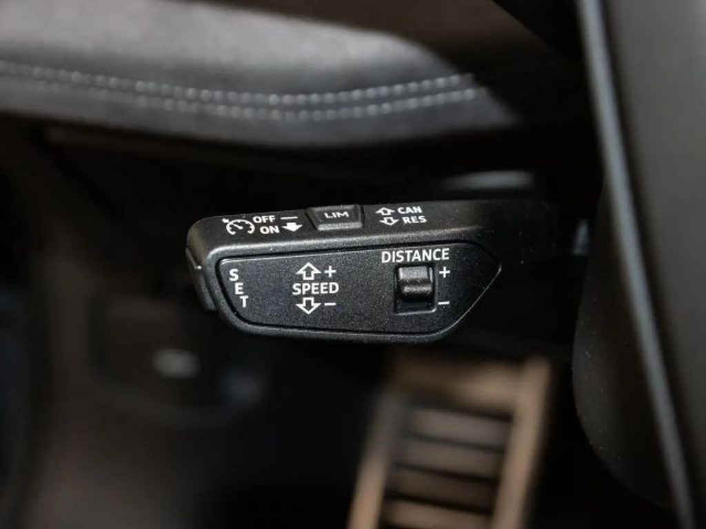 Audi S6 e-tron