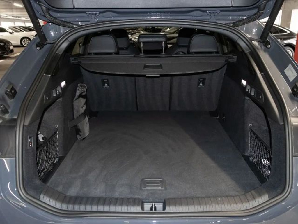 Audi S6 e-tron