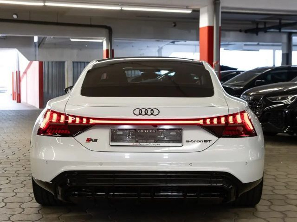 Audi RS e-tron GT