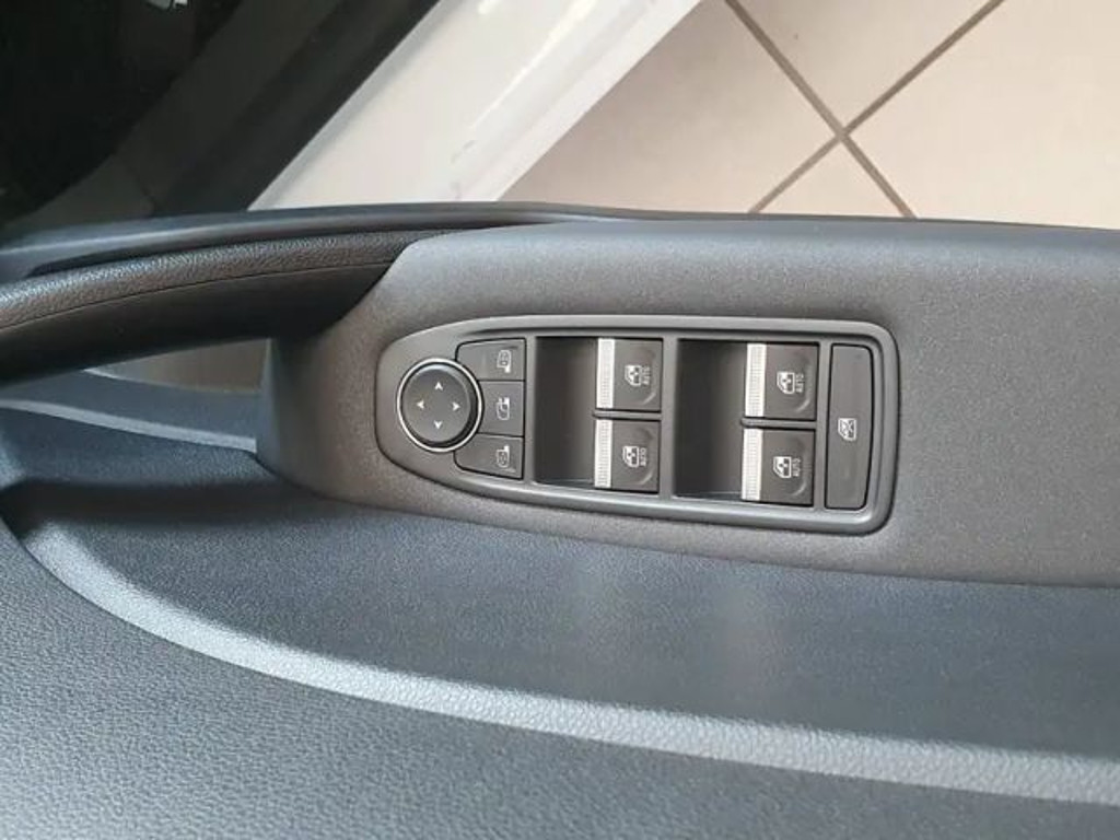 Mitsubishi Grandis