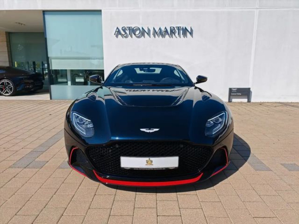 Aston Martin DBS