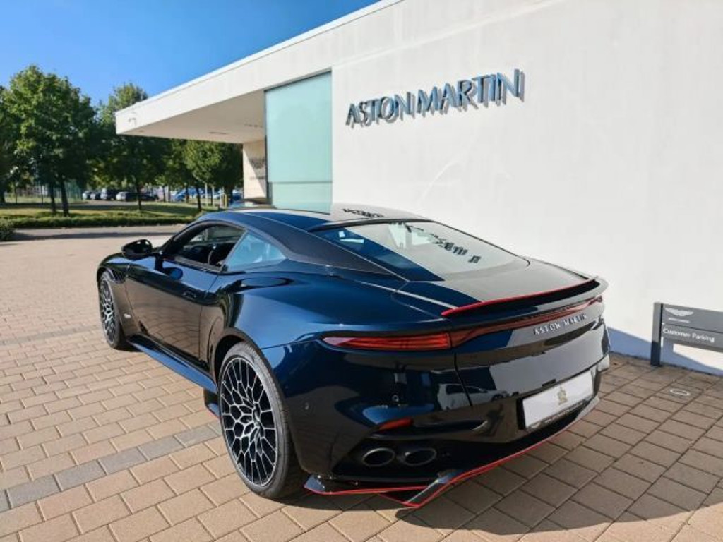 Aston Martin DBS