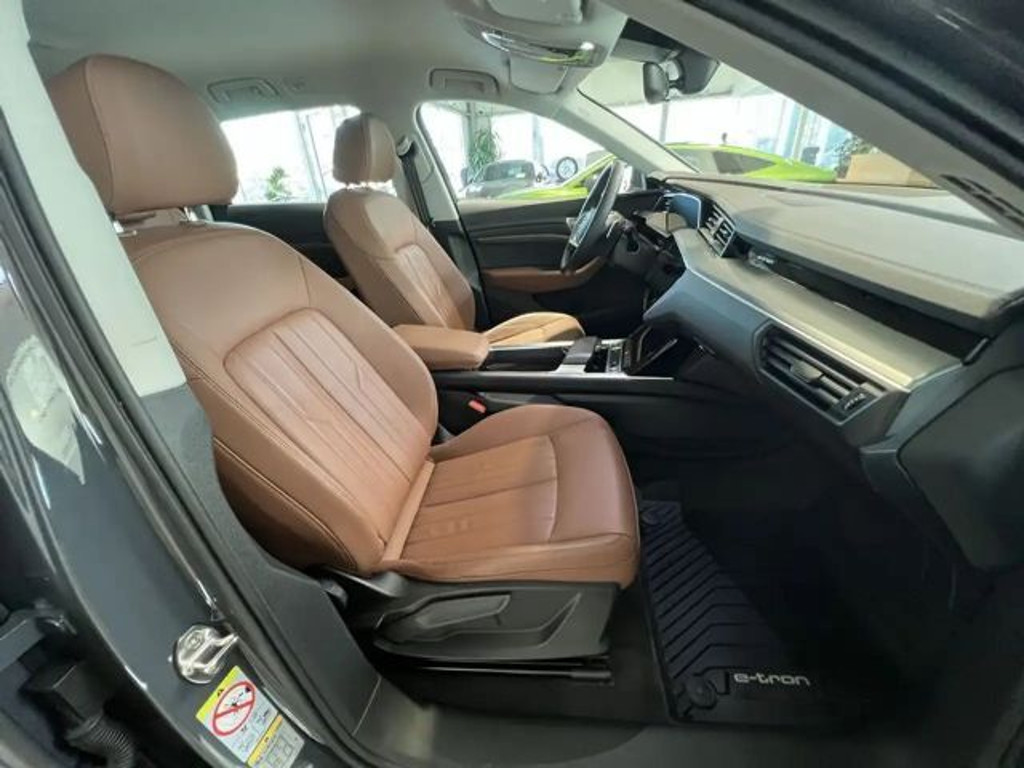 Audi Q8 e-tron