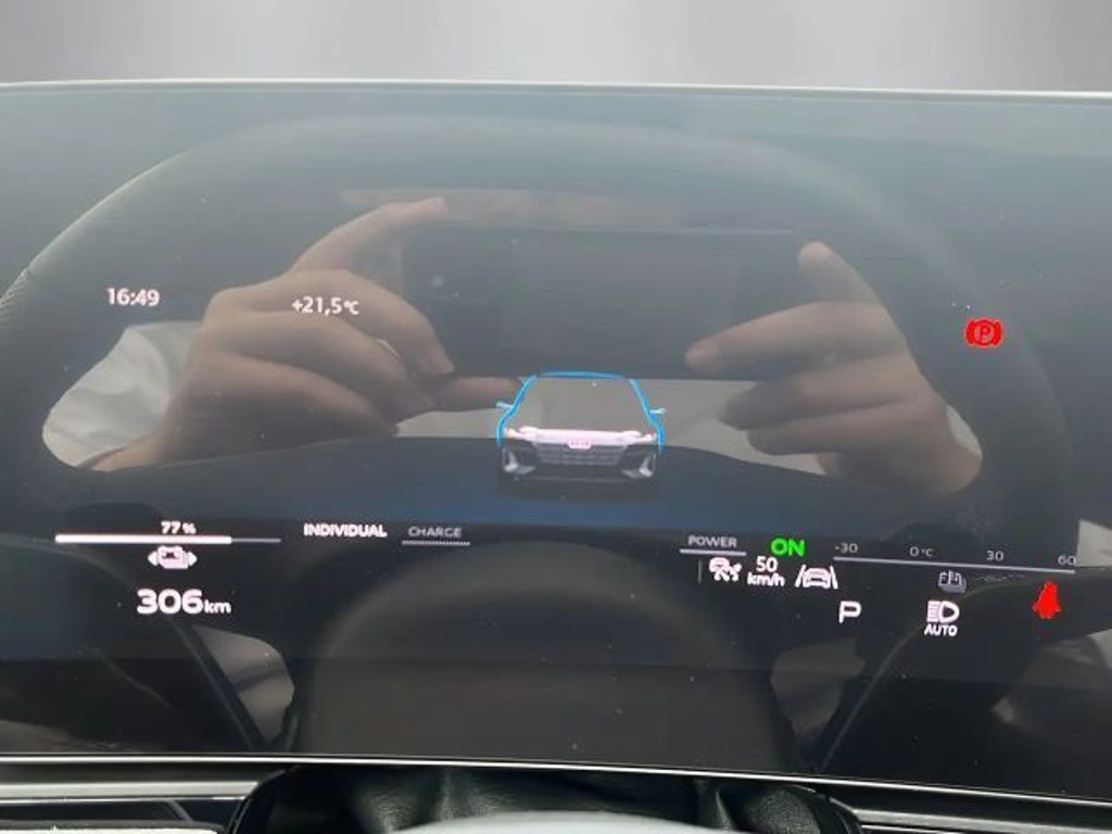 Audi S6 e-tron
