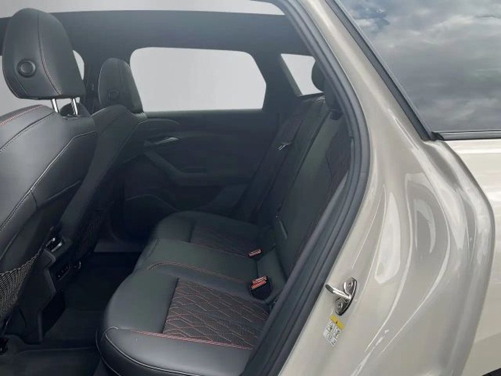 Audi S6 e-tron