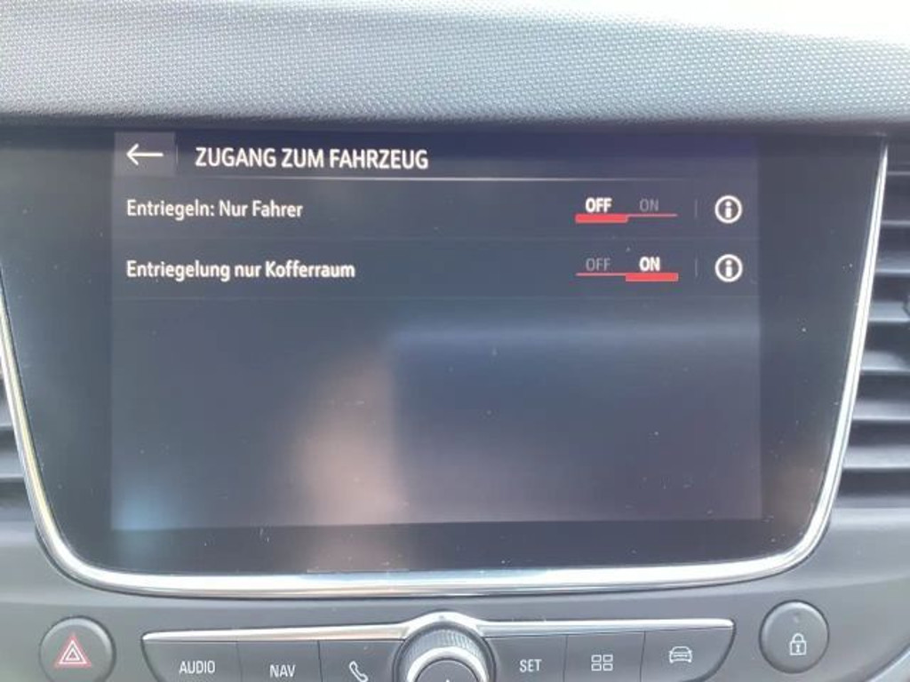 Opel Crossland X