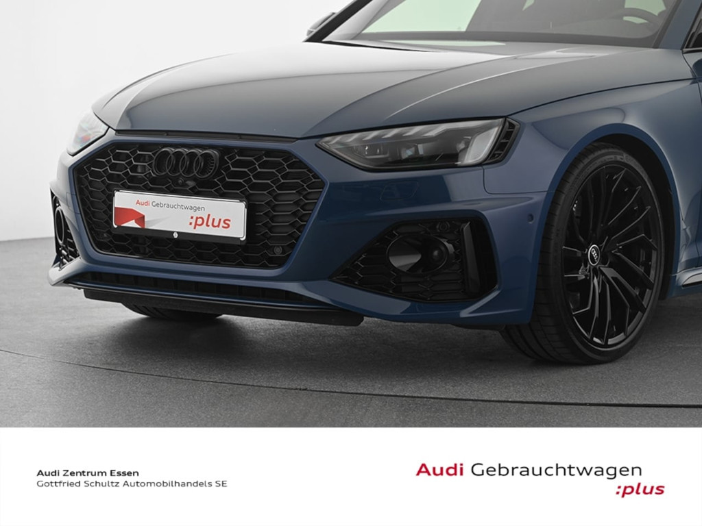 Audi RS4