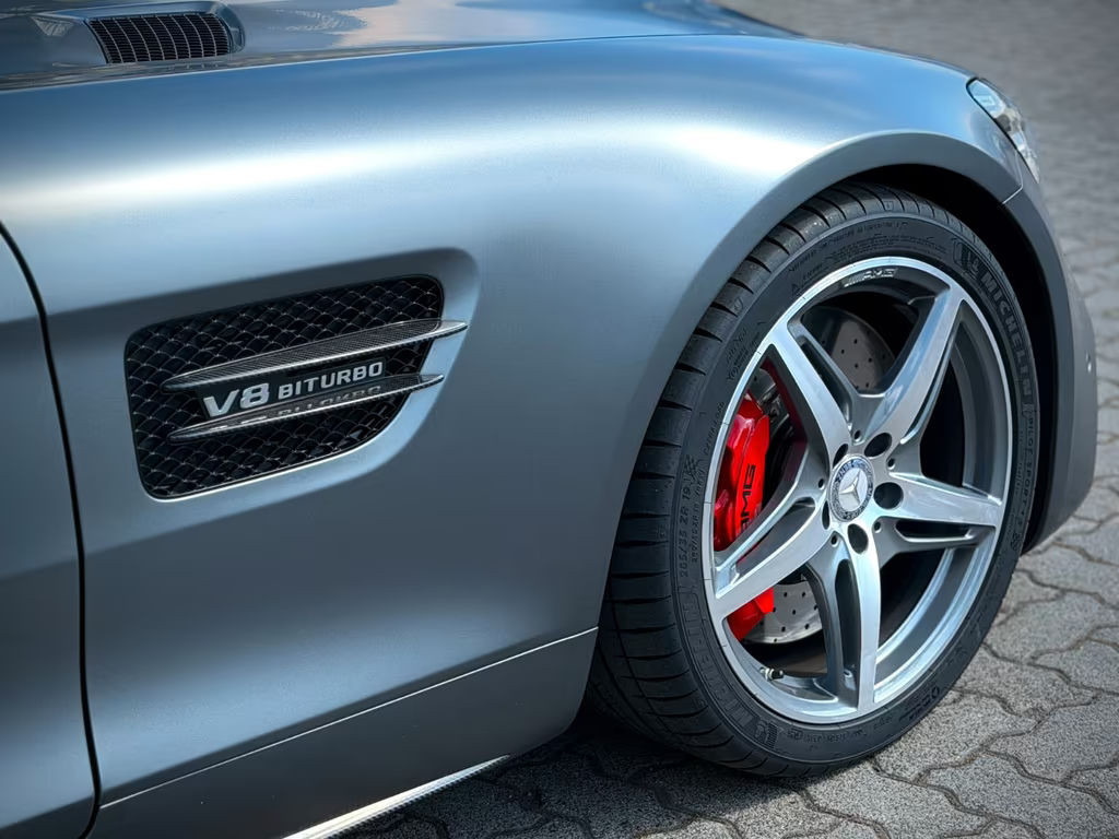 Mercedes-Benz AMG GT