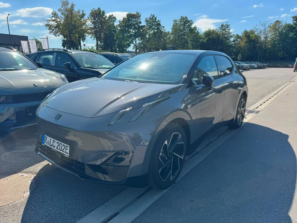 Lynk&Co 02