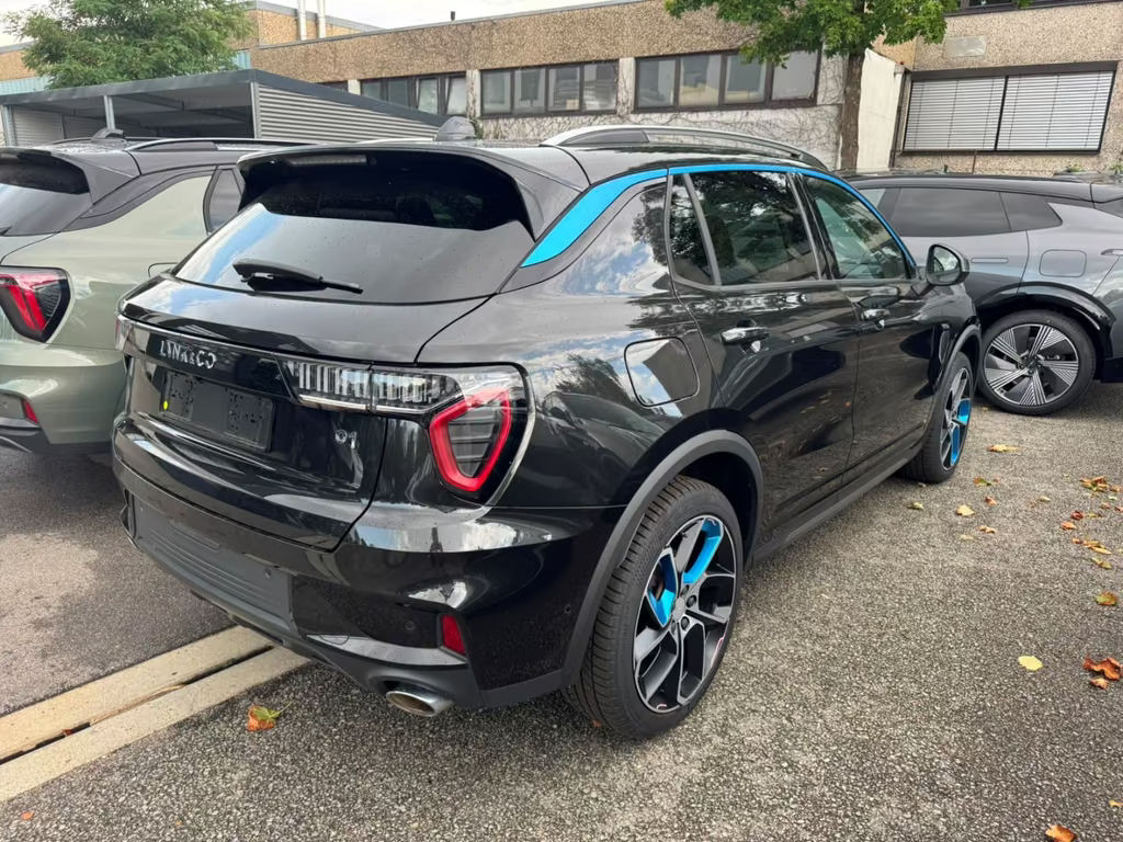 Lynk&Co 01