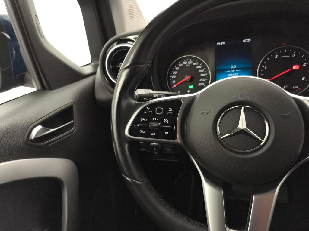 Mercedes-Benz T 180