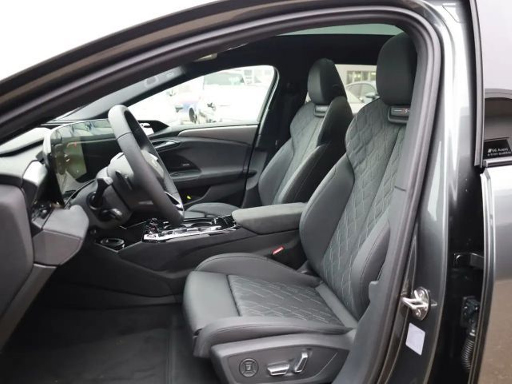 Audi S6 e-tron