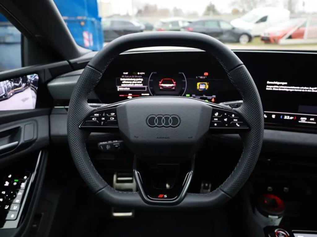 Audi S6 e-tron