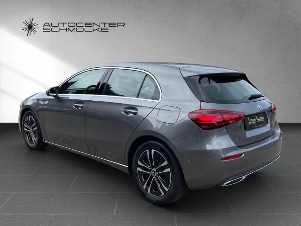 Mercedes-Benz A-Klasse A 180 A 180 Advanced PANO*LED*CARPLAY*RFK*SHZ*etc. Navi