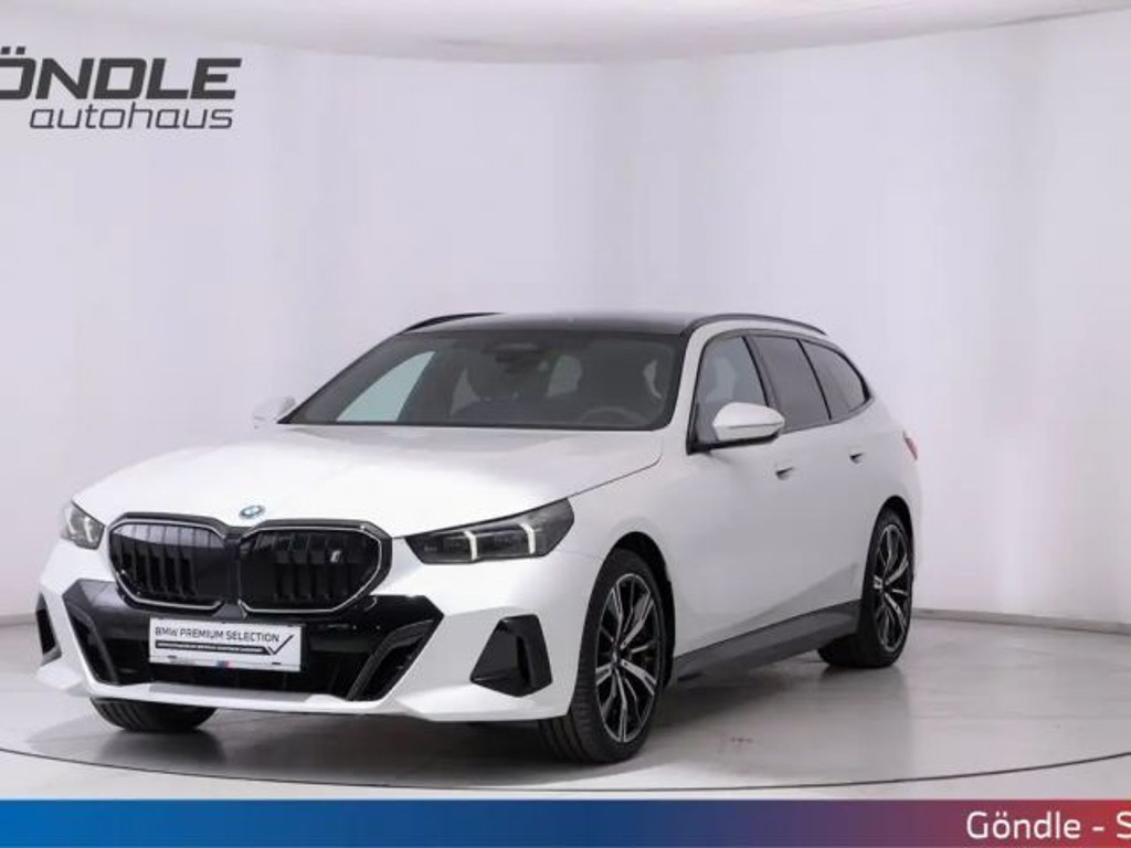 BMW i5 xDrive40
