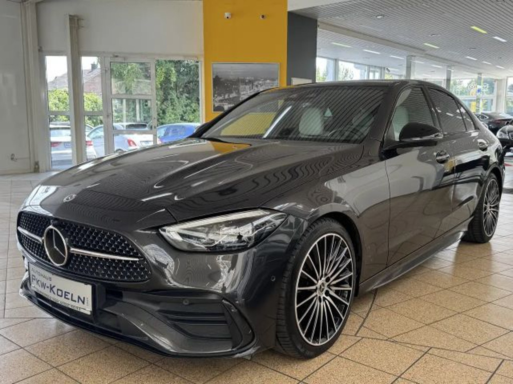 Mercedes-Benz C-Klasse C 300 4MATIC AMG Line C 300 d Sedan