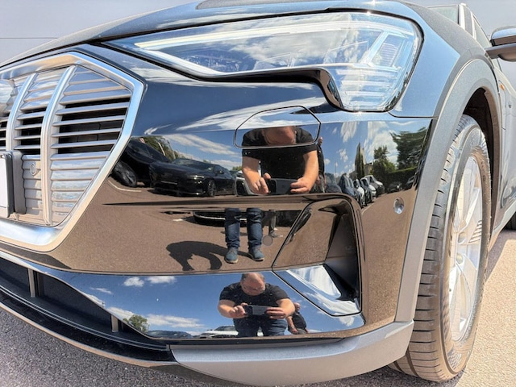 Audi e-tron