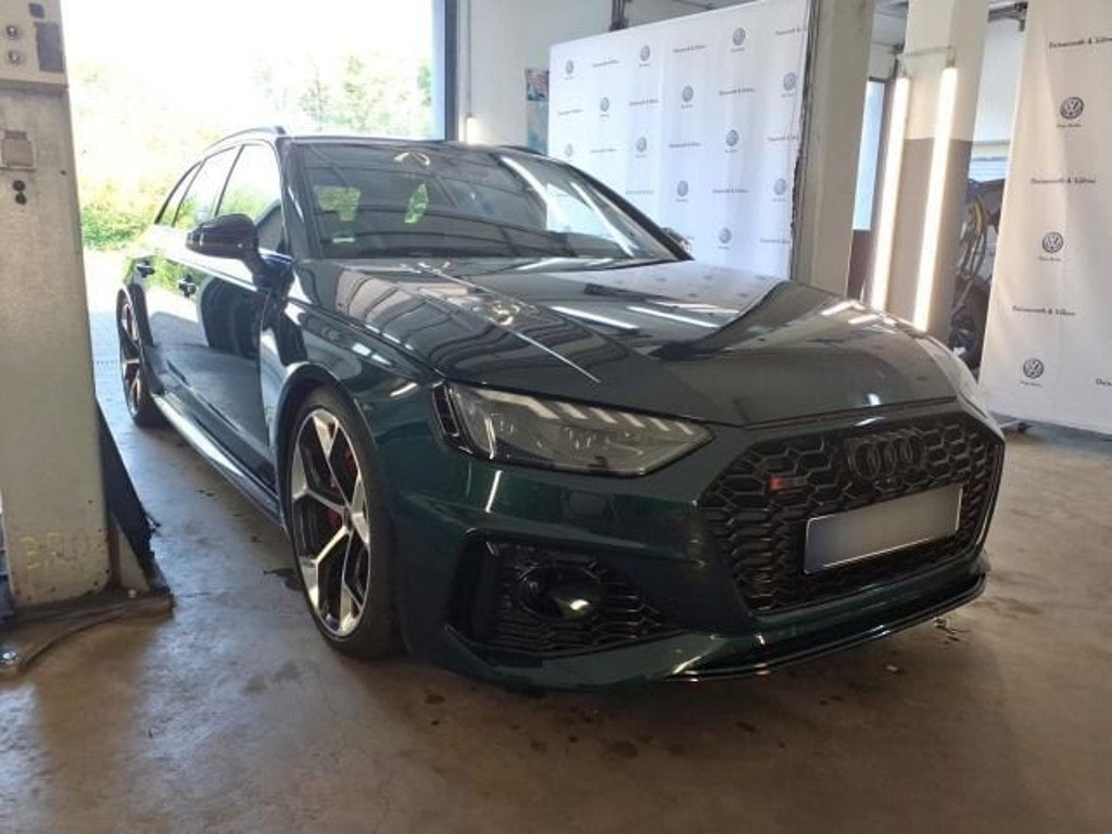 Audi RS4