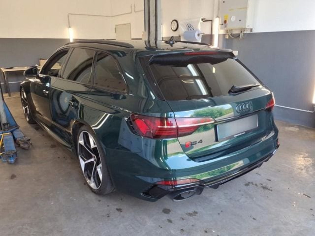 Audi RS4