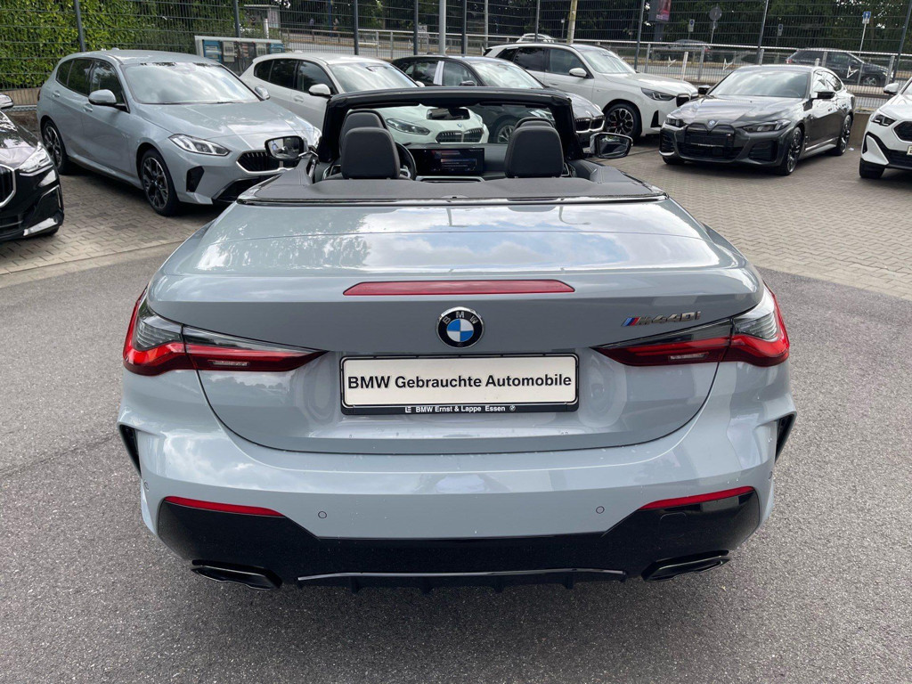 BMW M440