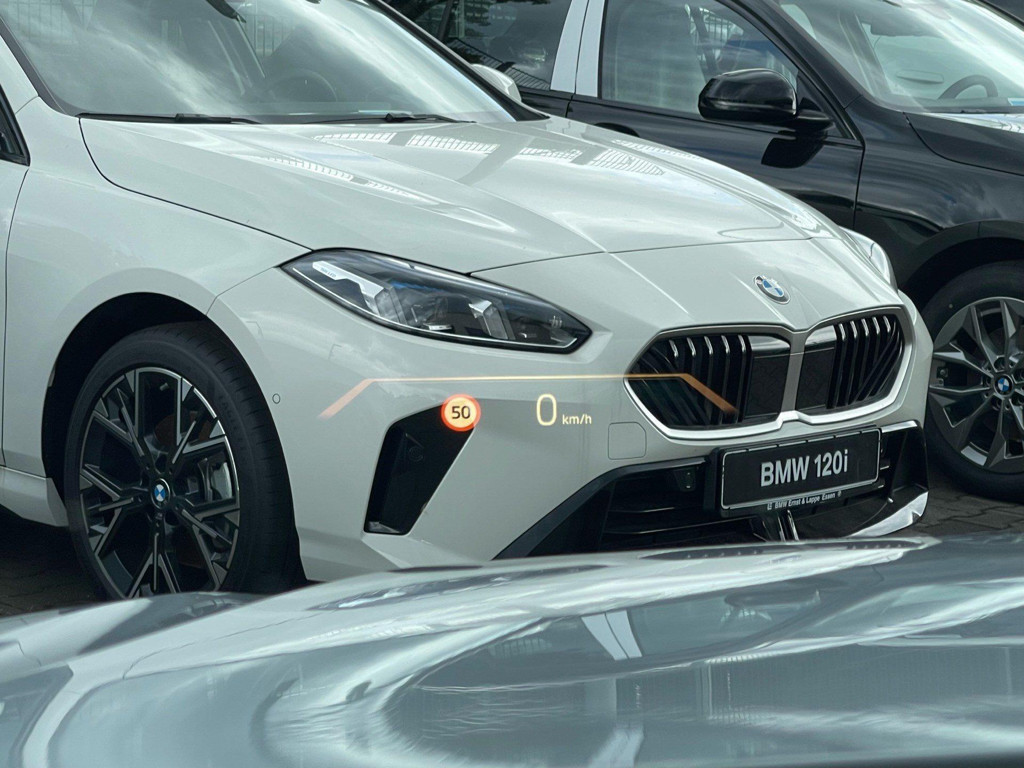 BMW M440