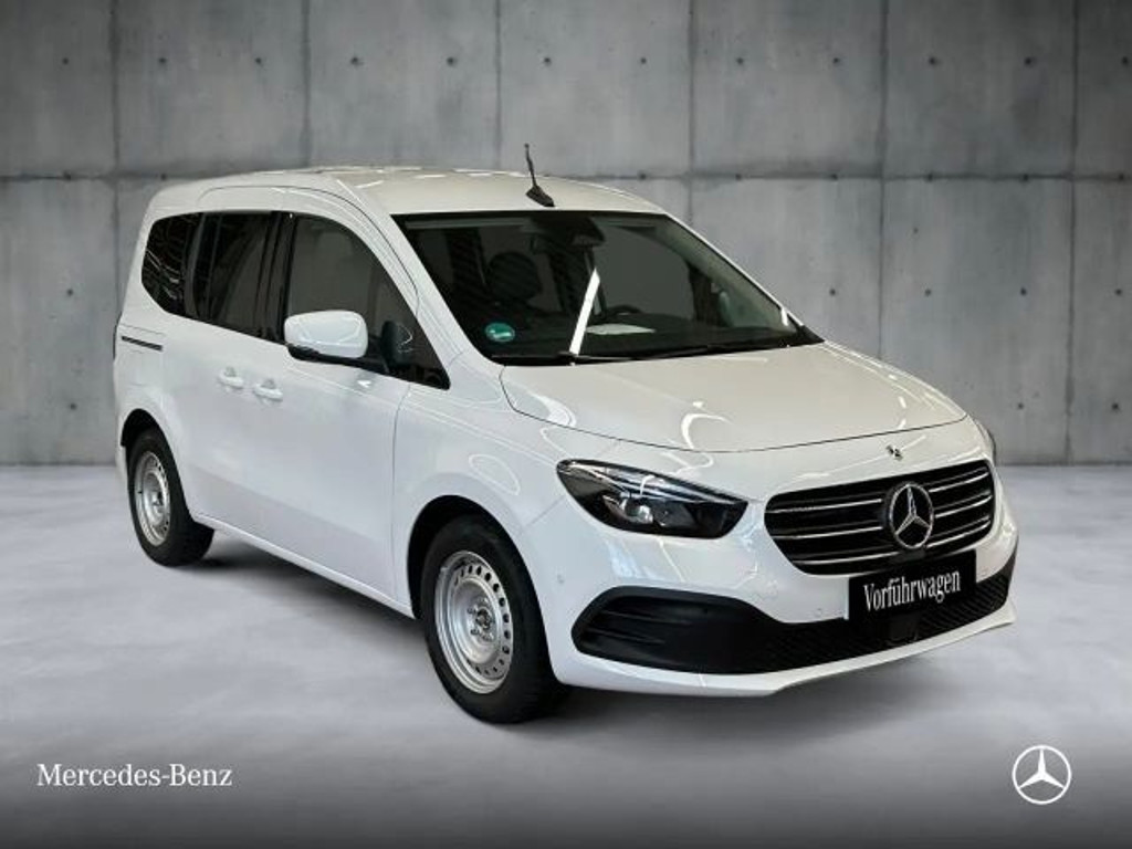 Mercedes-Benz T 180
