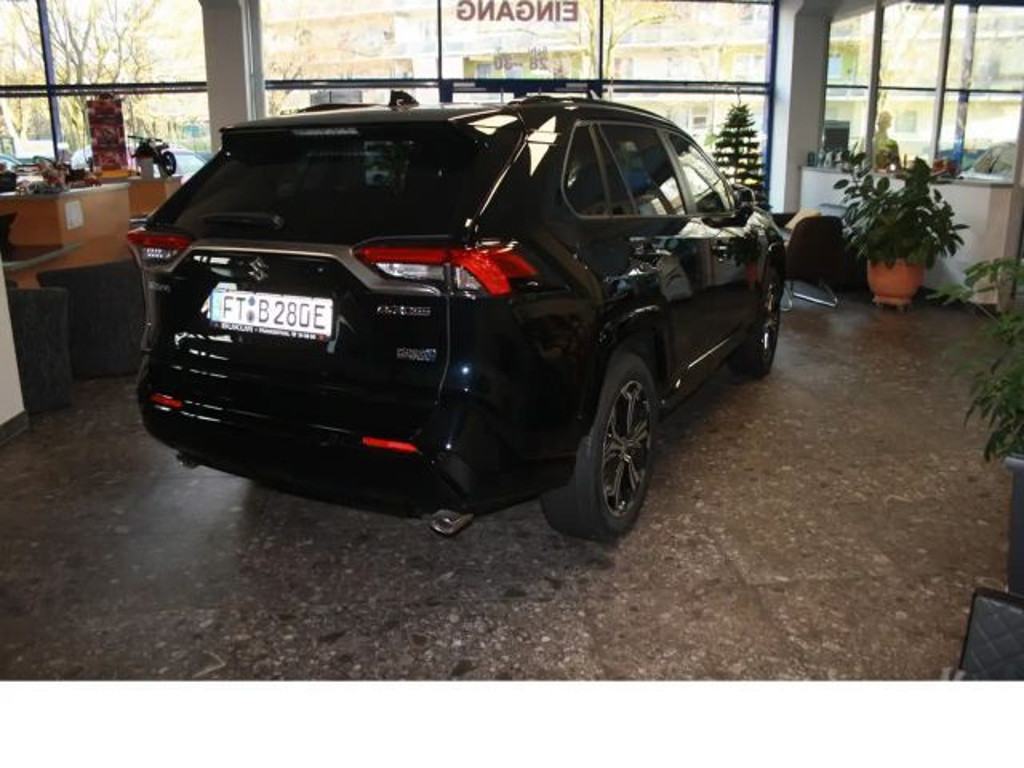 Suzuki Across
