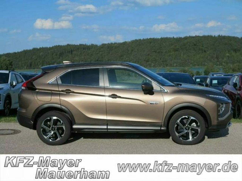 Mitsubishi Eclipse Cross Plus, mit Garantie auf 8 Jahre (Nimm8)