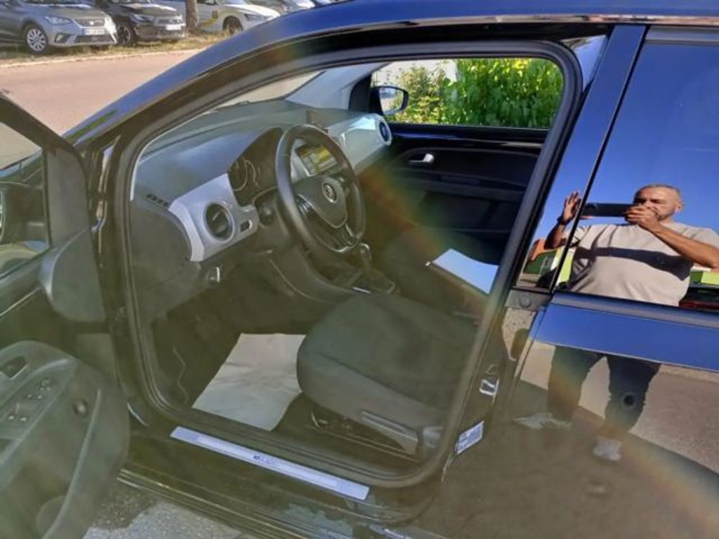 Volkswagen e-up!