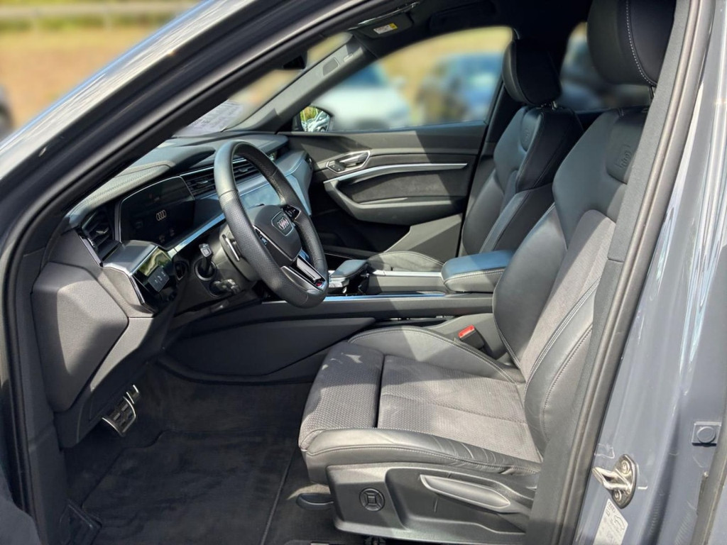 Audi Q8 e-tron