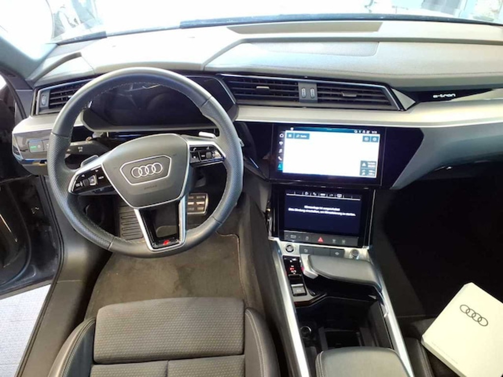 Audi Q8 e-tron