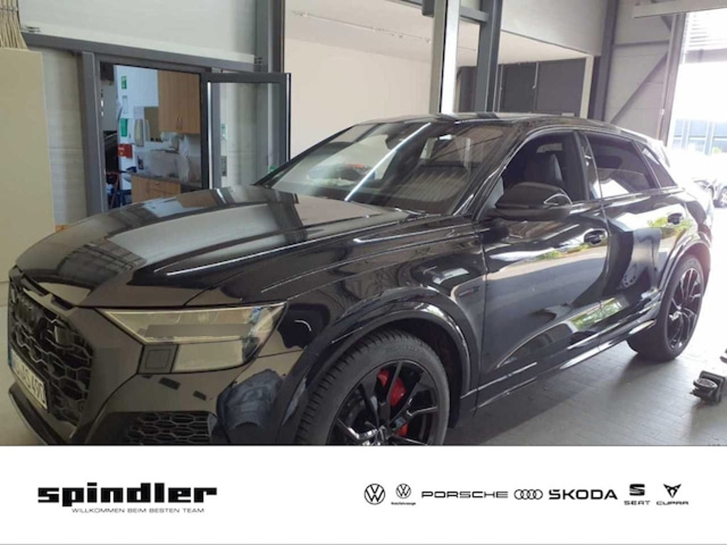 Audi RS Q8 Quattro